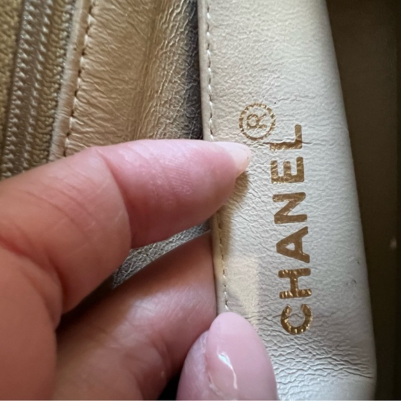 Vintage 24k gold & beige Chanel top handle crossbody - Picture 11 of 15